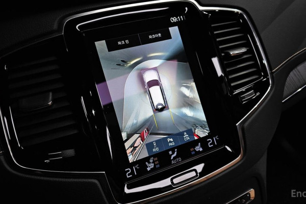 2021 Volvo XC90 с пробегом 36 956 км