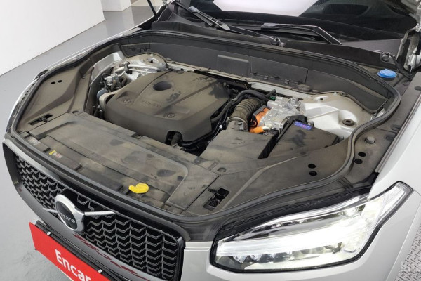 2021 Volvo XC90 с пробегом 77 344 км