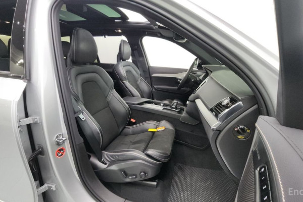 2021 Volvo XC90 с пробегом 77 344 км