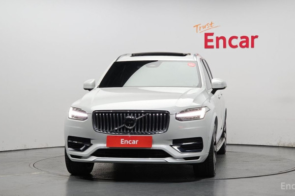 2024 Volvo XC90 с пробегом 26 526 км