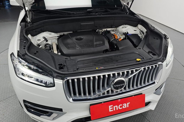 2024 Volvo XC90 с пробегом 26 526 км