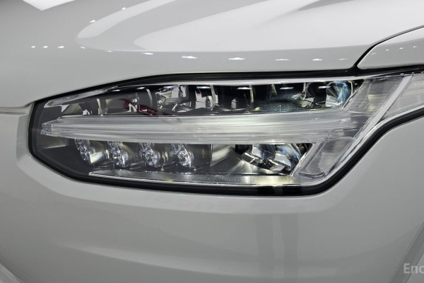 2024 Volvo XC90 с пробегом 26 526 км