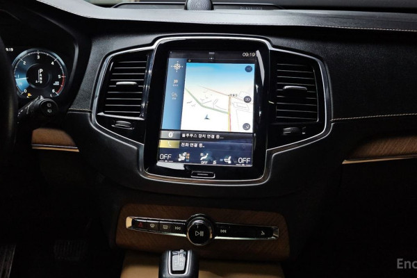 2017 Volvo XC90 с пробегом 138 140 км