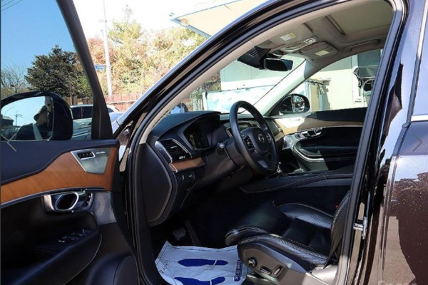 2018 Volvo XC90 с пробегом 198 055 км