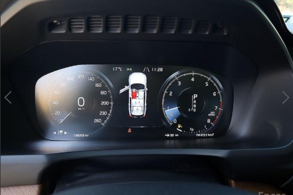 2018 Volvo XC90 с пробегом 198 055 км