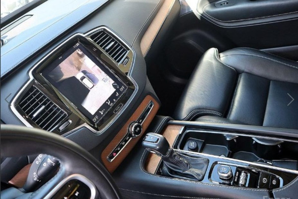 2018 Volvo XC90 с пробегом 198 055 км