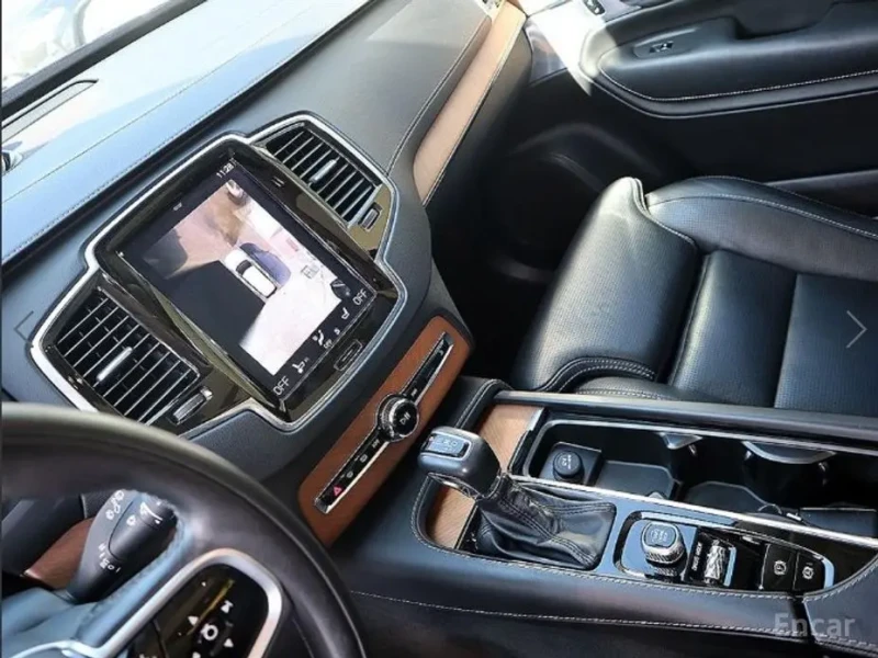 2018 Volvo XC90 с пробегом 198 055 км