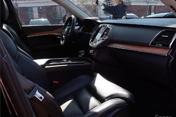 2018 Volvo XC90 с пробегом 198 055 км