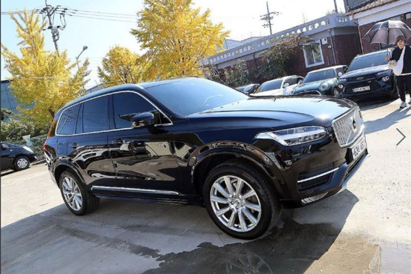 2018 Volvo XC90 с пробегом 198 055 км