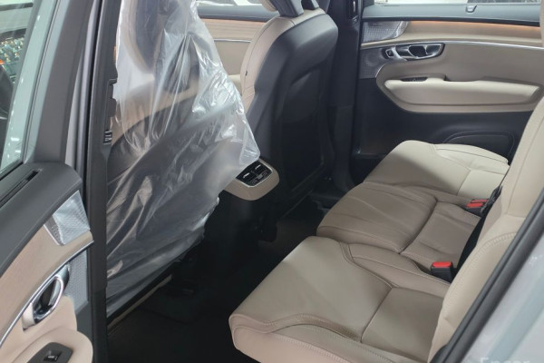 2026 Volvo XC90 с пробегом 7 км