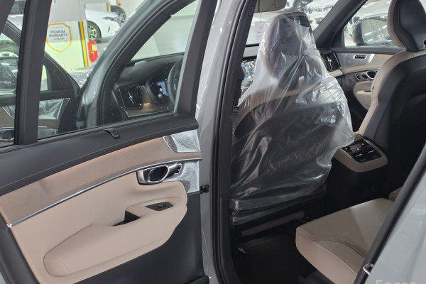 2026 Volvo XC90 с пробегом 7 км