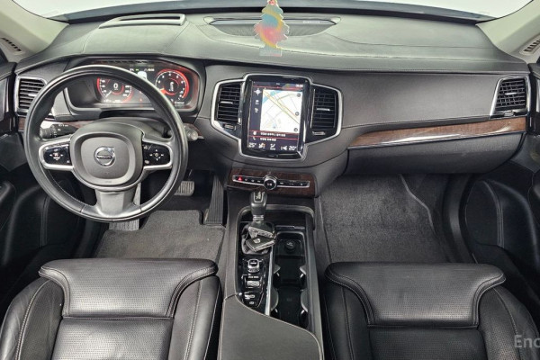 2016 Volvo XC90 с пробегом 106 696 км