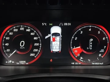 2016 Volvo XC90 с пробегом 106 696 км
