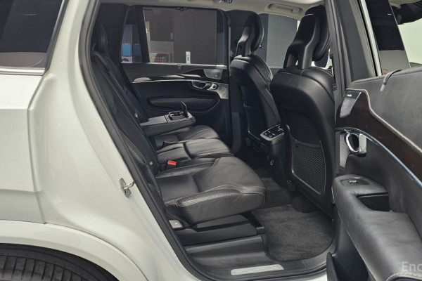 2016 Volvo XC90 с пробегом 106 696 км