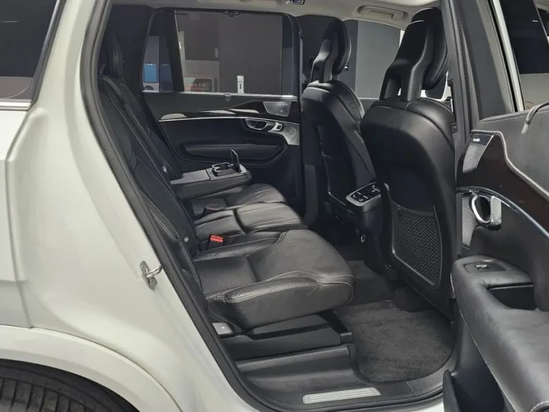 2016 Volvo XC90 с пробегом 106 696 км