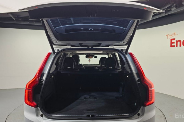 2016 Volvo XC90 с пробегом 106 696 км