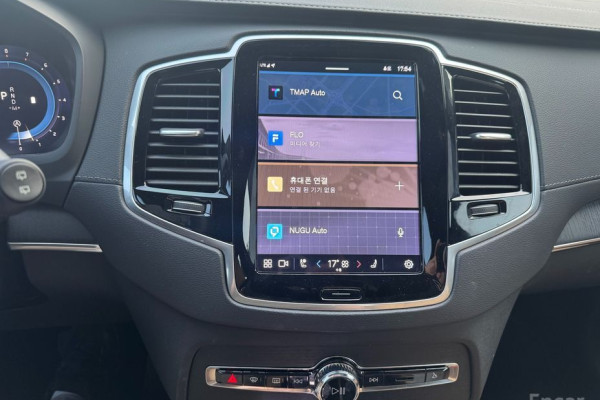 2023 Volvo XC90 с пробегом 51 609 км