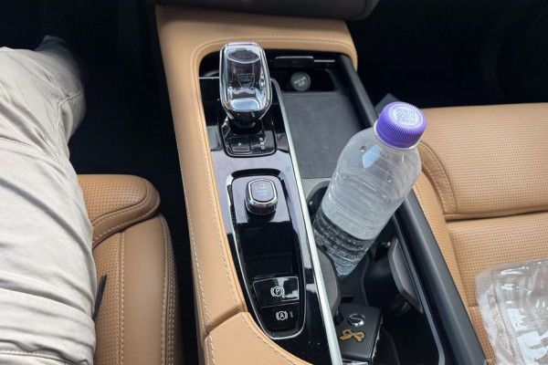 2023 Volvo XC90 с пробегом 51 609 км