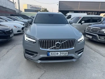 2023 Volvo XC90 с пробегом 51 609 км