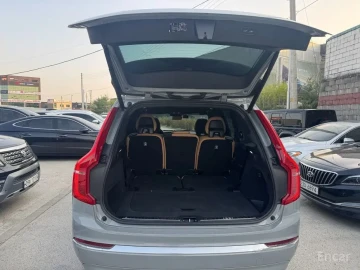 2023 Volvo XC90 с пробегом 51 609 км