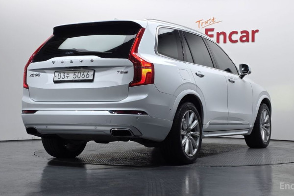 2018 Volvo XC90 с пробегом 117 296 км