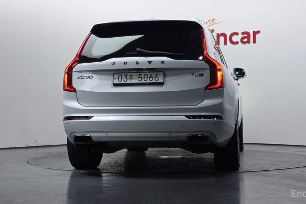 2018 Volvo XC90 с пробегом 117 296 км