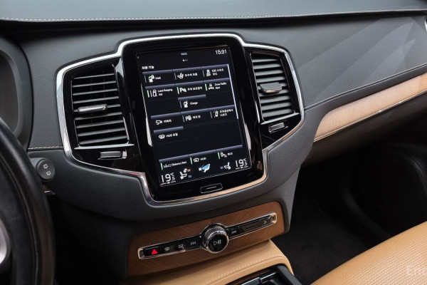 2018 Volvo XC90 с пробегом 117 296 км