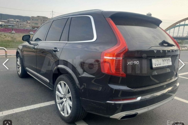 2017 Volvo XC90 с пробегом 298 223 км