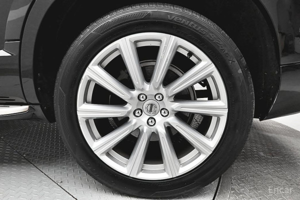 2019 Volvo XC90 с пробегом 85 147 км