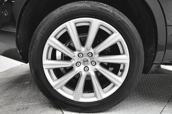 2019 Volvo XC90 с пробегом 85 147 км