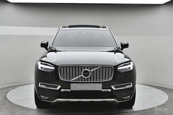 2019 Volvo XC90 с пробегом 85 147 км