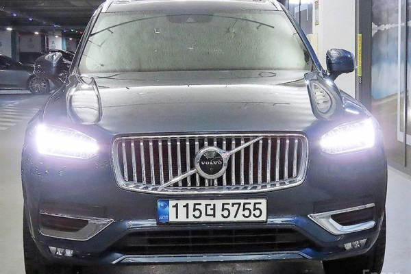 2021 Volvo XC90 с пробегом 86 559 км