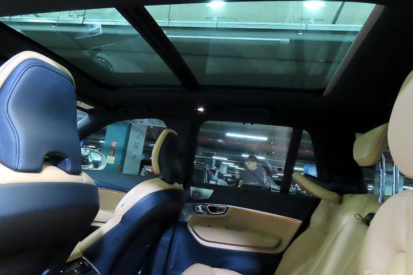 2022 Volvo XC90 с пробегом 96 553 км