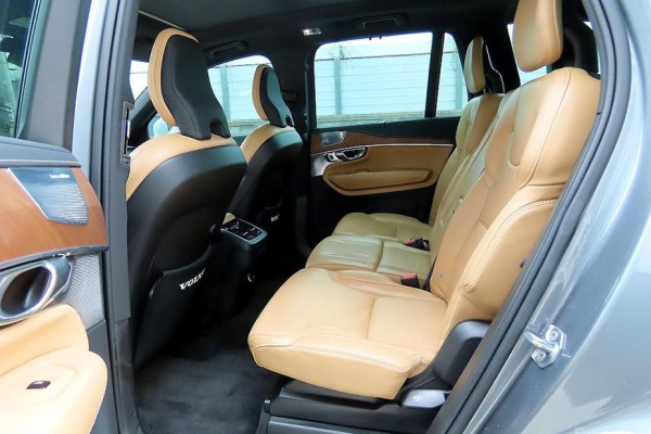 2019 Volvo XC90 с пробегом 128 000 км