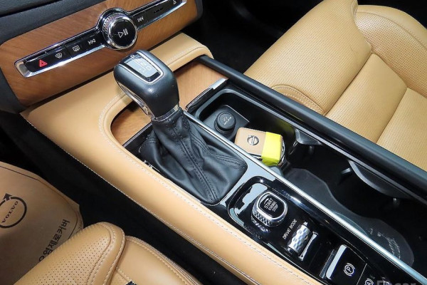 2019 Volvo XC90 с пробегом 128 000 км