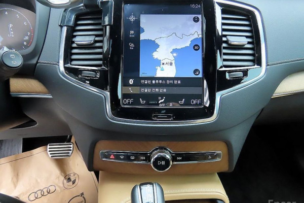 2019 Volvo XC90 с пробегом 128 000 км