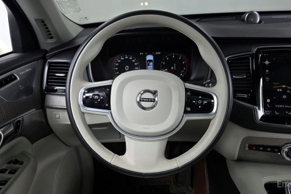 2021 Volvo XC90 с пробегом 77 713 км