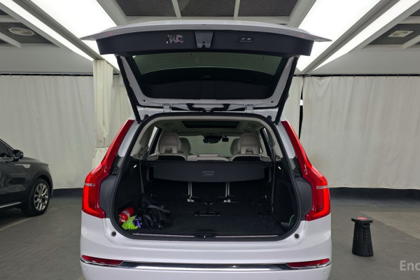 2021 Volvo XC90 с пробегом 77 713 км