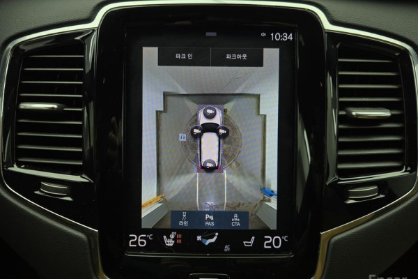 2021 Volvo XC90 с пробегом 45 290 км