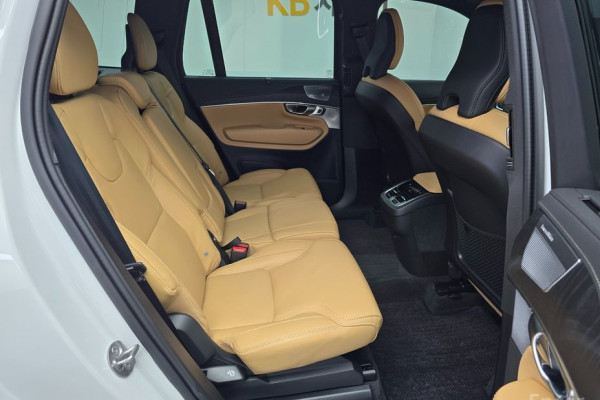 2024 Volvo XC90 с пробегом 30 317 км