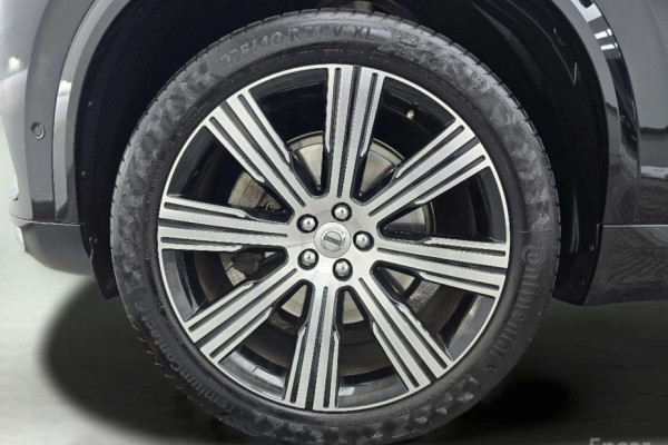 2021 Volvo XC90 с пробегом 51 634 км