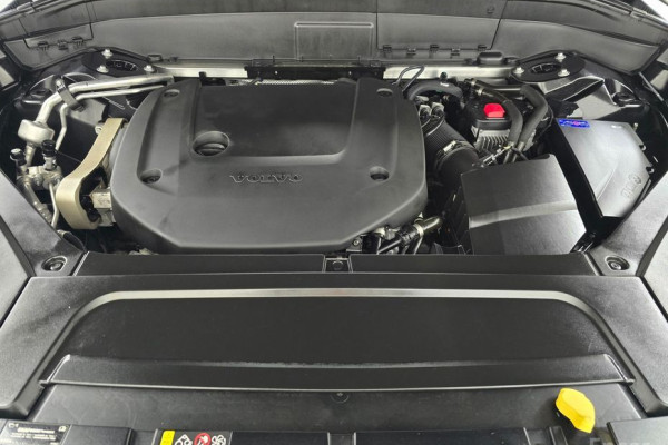 2021 Volvo XC90 с пробегом 51 634 км