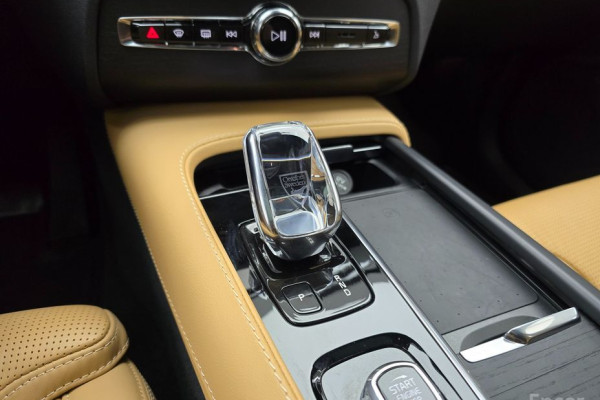 2021 Volvo XC90 с пробегом 51 634 км