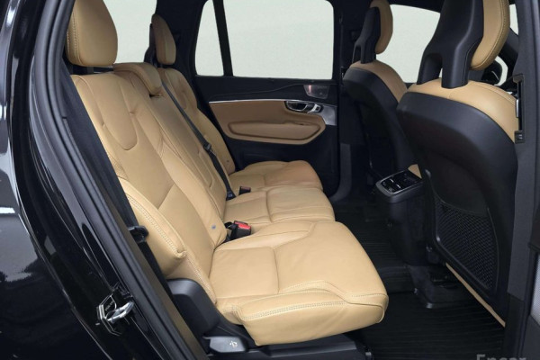 2021 Volvo XC90 с пробегом 51 634 км