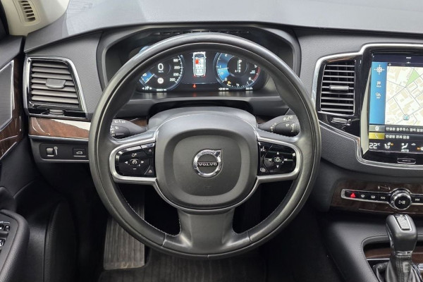 2016 Volvo XC90 с пробегом 99 321 км