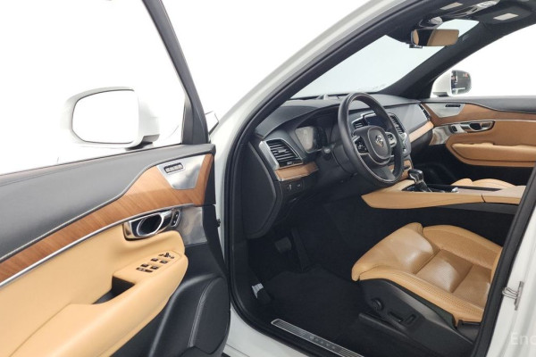 2019 Volvo XC90 с пробегом 99 888 км