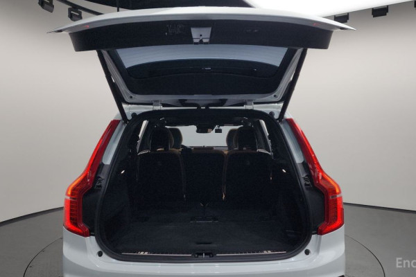 2019 Volvo XC90 с пробегом 99 888 км