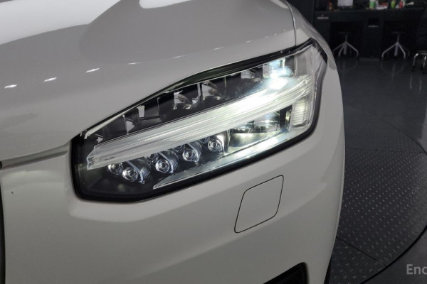 2019 Volvo XC90 с пробегом 99 888 км