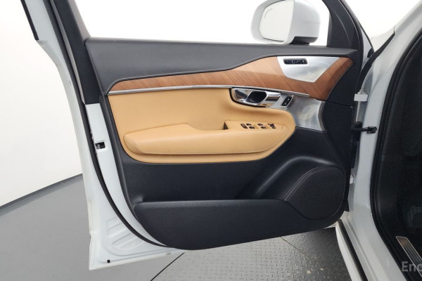 2019 Volvo XC90 с пробегом 99 888 км