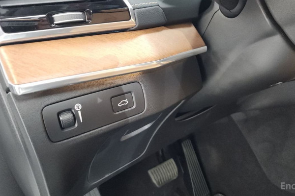 2019 Volvo XC90 с пробегом 99 888 км